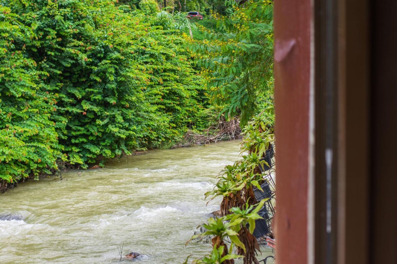 Thansila Resort Ranong Exterior foto